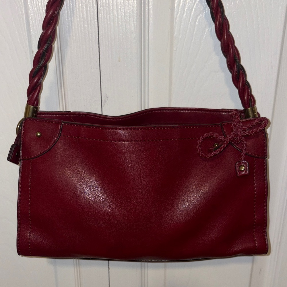 Relic by Fossil Vintage Vegan leather purse. In EUC, no callouts